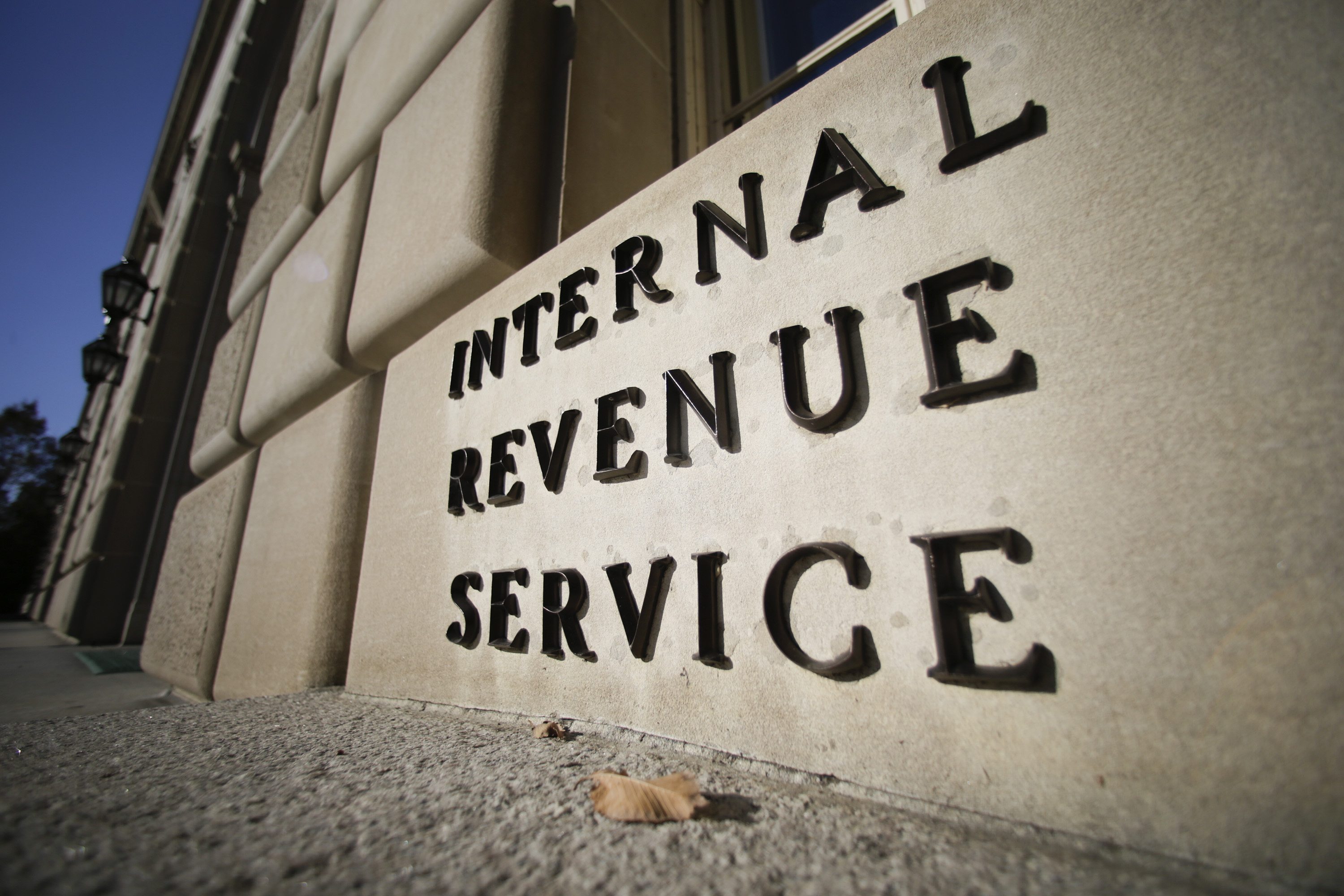 IRS Lowers Filing Fees for New 501(c)(3) Applicants